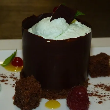 Logis Restaurant La Tour De Ciron