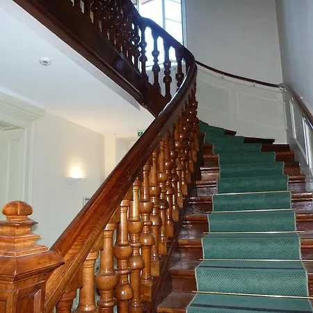 Logis Restaurant La Tour De Ciron